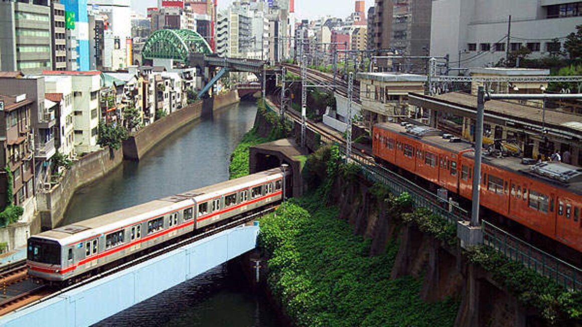 رفت و آمد در شهرها و روستاها - سفر درون شهری توکیو