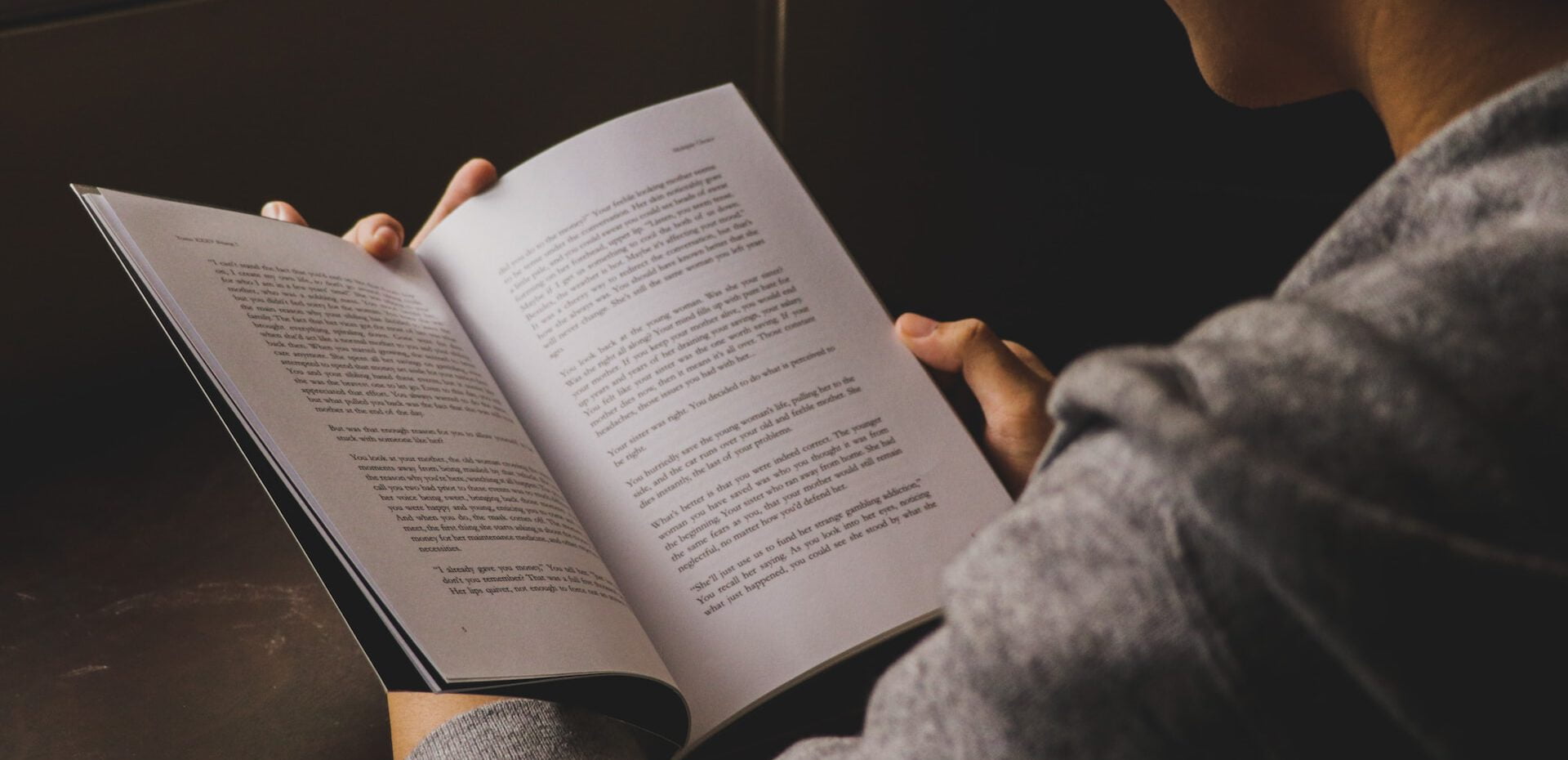 روزی چند ساعت کتاب بخوانیم