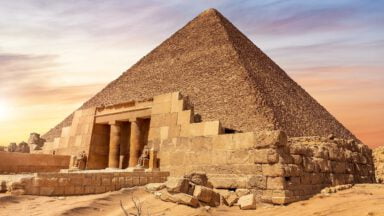 اهرام ثلاثه مصر