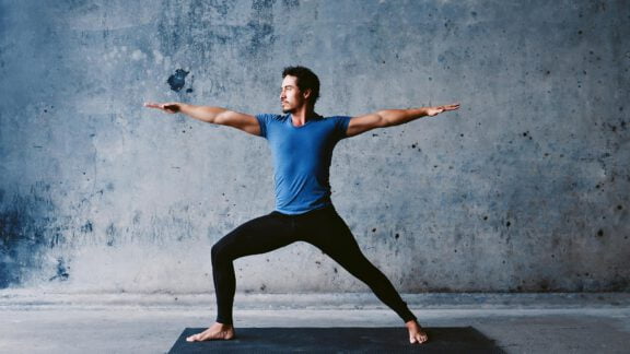 آیا یوگا میتواند در درمان افسردگی فصلی مفید باشد؟