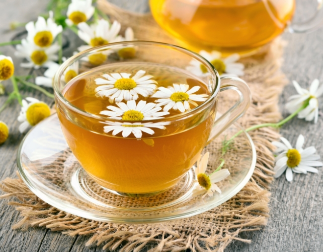 گیاهان دارویی و ادویههایی که به بهبود گوارش کمک میکنند