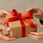 آداب هدیه دادن و هدیه گرفتن